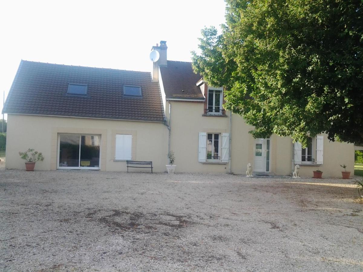 La Bonne Adresse Bed & Breakfast Val de Livre Exterior foto